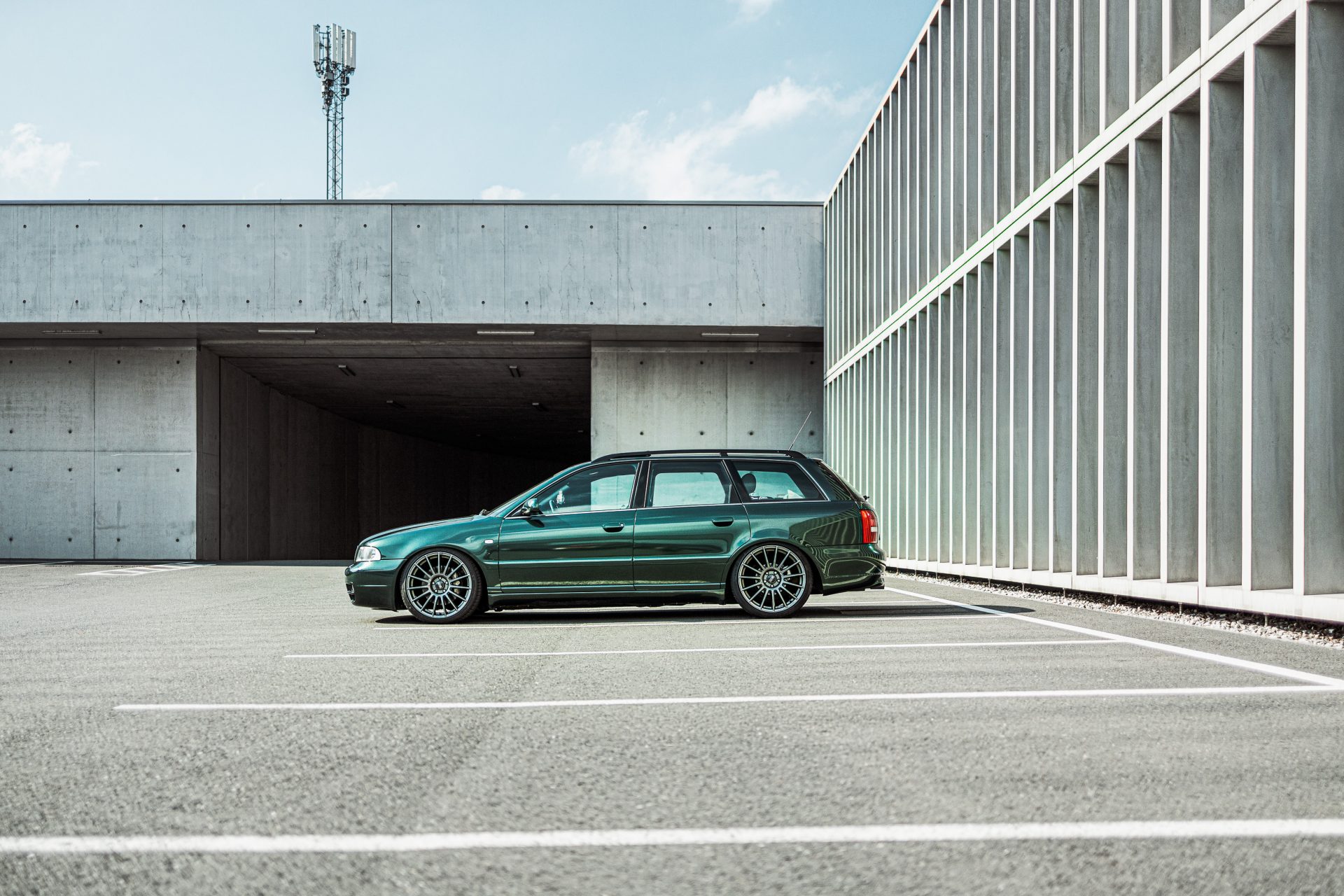 Vollfolierung british racing green metallic_Audi_S4_Autofolierung Salzburg