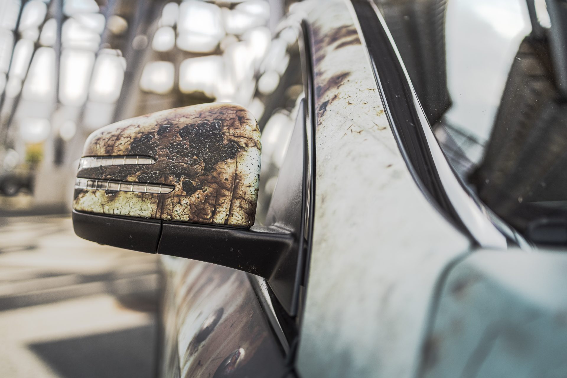 Mercedes AMG Autospiegel mit folierten Rat Look Folien Details