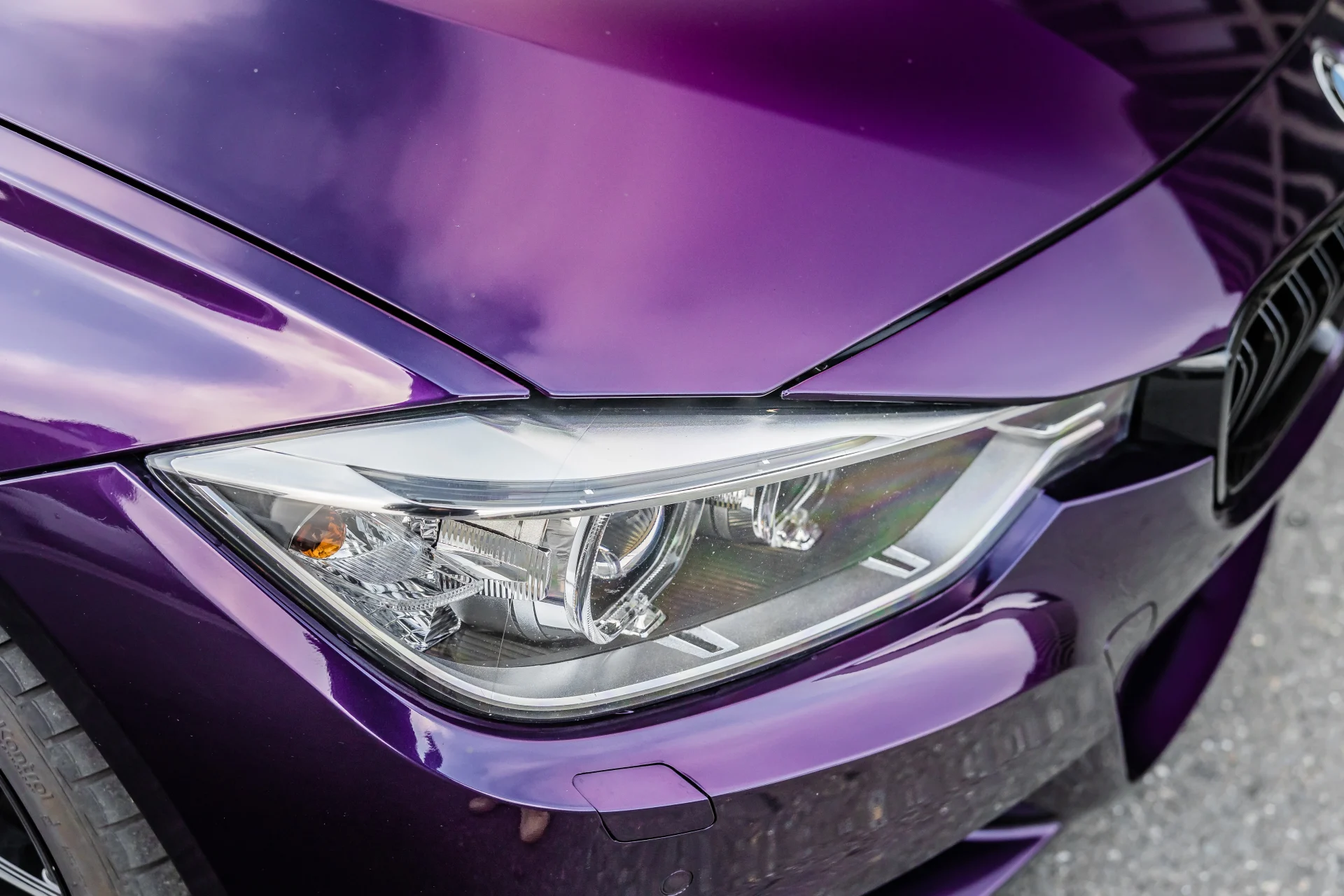 Fahrzeugfolierung - BMW F30 - Inozetek midnight purple - Mozzart Foliendesign