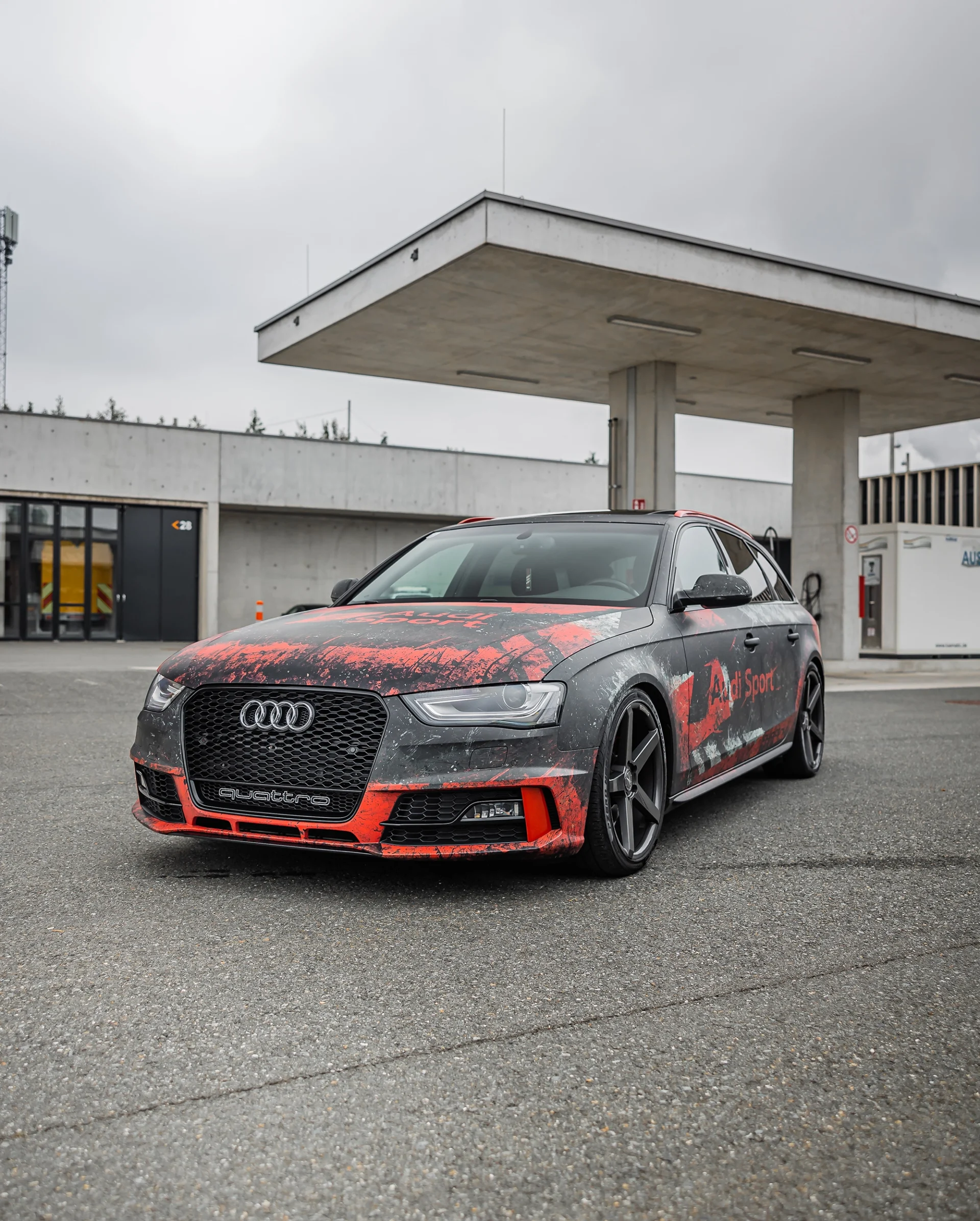 used-look Audi Sport Digitaldruckfolierung auf einem Audi A4